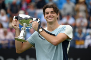 Read more about the article 테일러 프리츠에 대한 모든 것 프로필, 랭킹, 경기 스타일 그리고 장비 2025